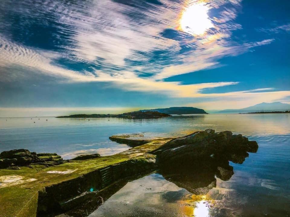 On Yer Bike & Gone Fishin Villa Millport Bagian luar foto