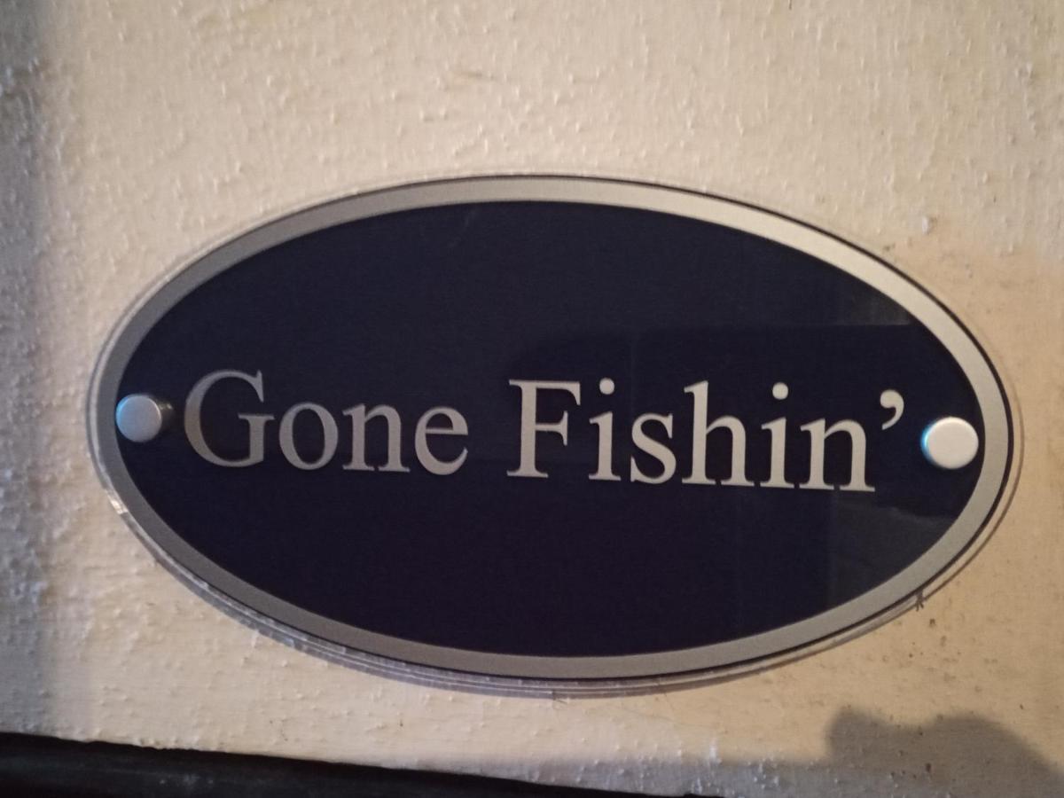 On Yer Bike & Gone Fishin Villa Millport Bagian luar foto